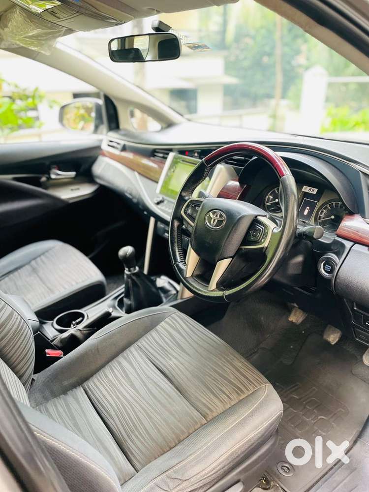Toyota Innova Crysta 2016 /17 Diesel Manual