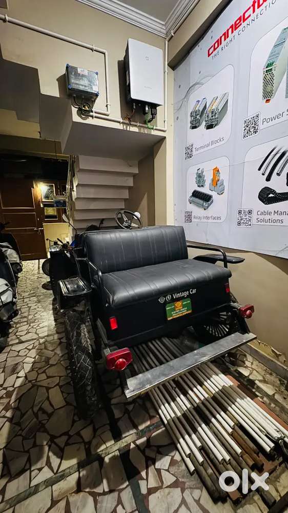 Vintage Electric Car Without Battery