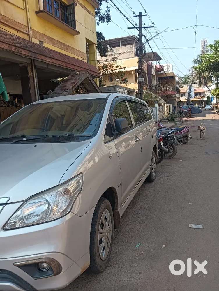 Toyota Innova 2007 Diesel 260000 Km Driven
