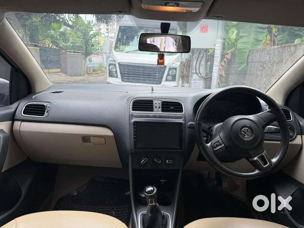 Volkswagen Polo Petrol Highline 2013 Well Maintained