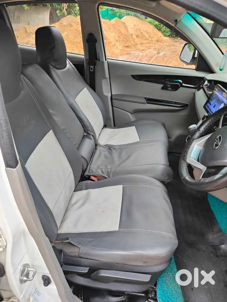 Mahindra Kuv100 Nxt 2017 Petrol 50000 Km Driven