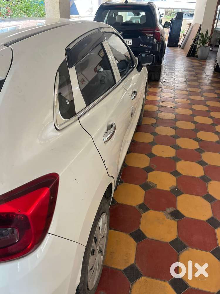 Toyota Glanza 1.2 E, 2023, Petrol