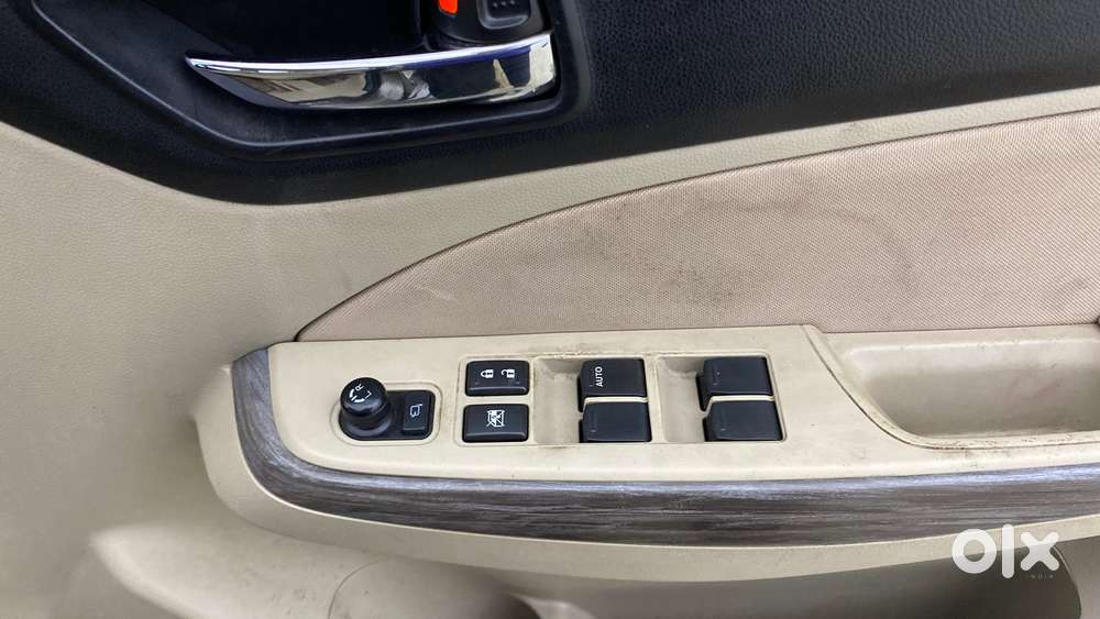 Maruti Suzuki Swift Dzire Amt Zxi, 2020, Petrol