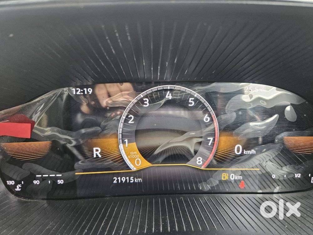 Skoda Slavia 1.0 Tsi Style At, 2023, Petrol