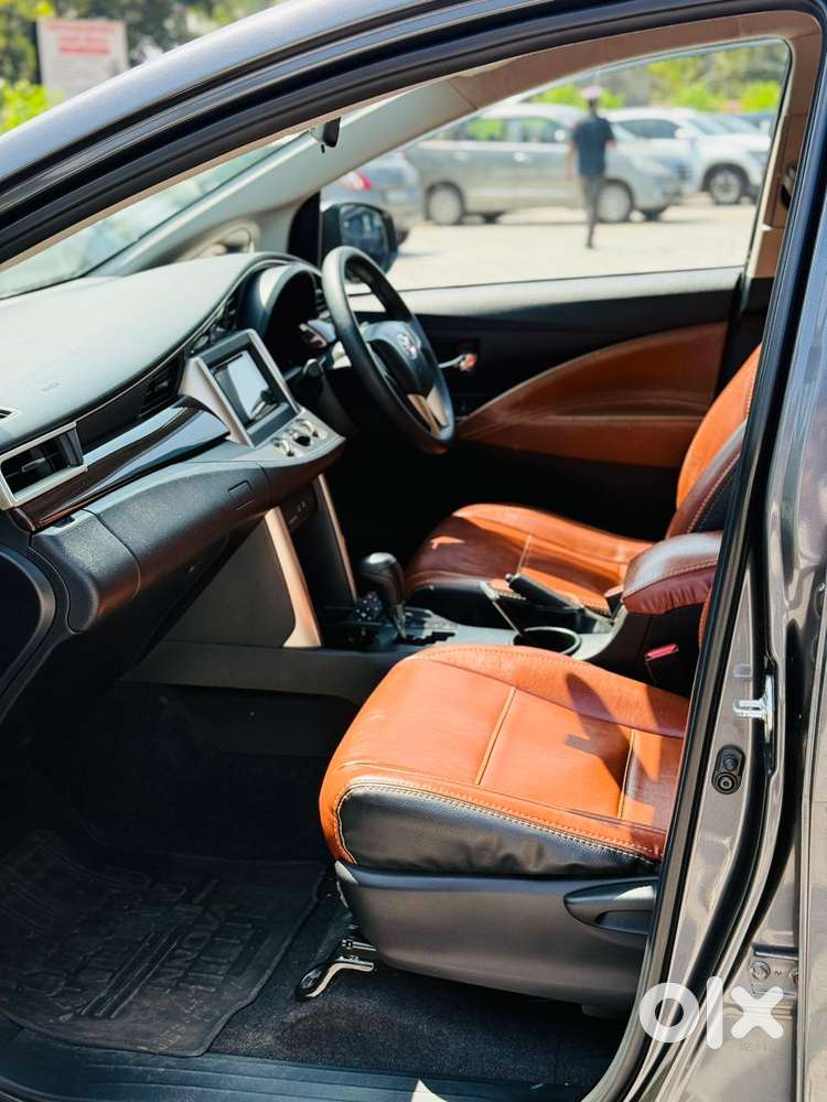 Toyota Innova Crysta 2.8 Gx At, 2016, Diesel