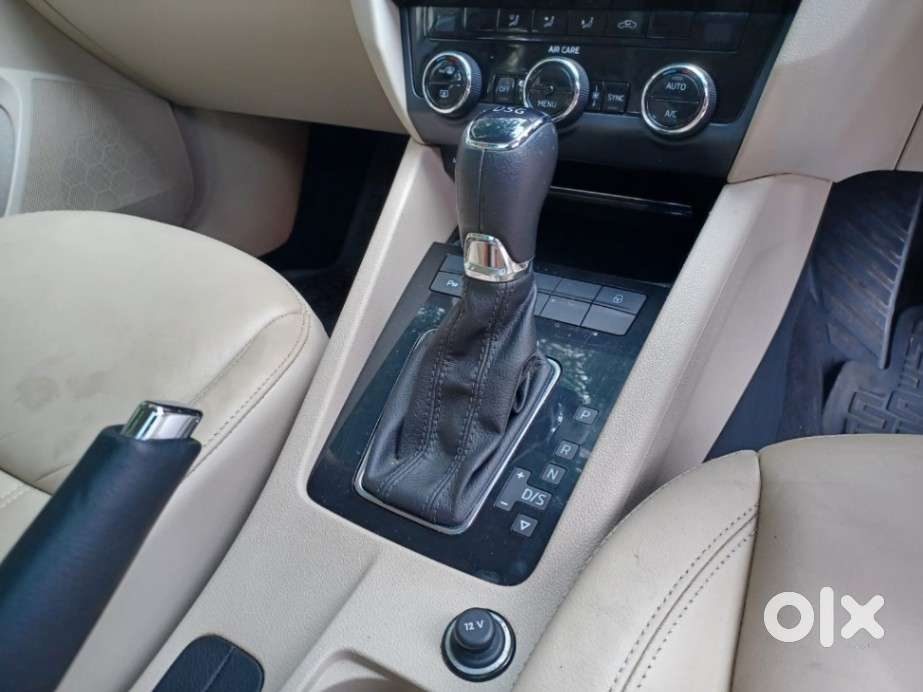 Skoda Octavia 1.8 Tsi At L K, 2017, Petrol