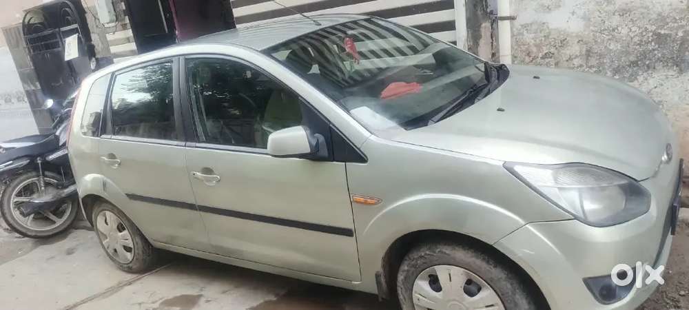 Ford Figo 1.2 Petrol 2010