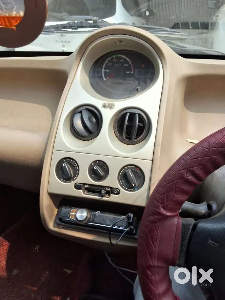 Tata Nano Lx 2013