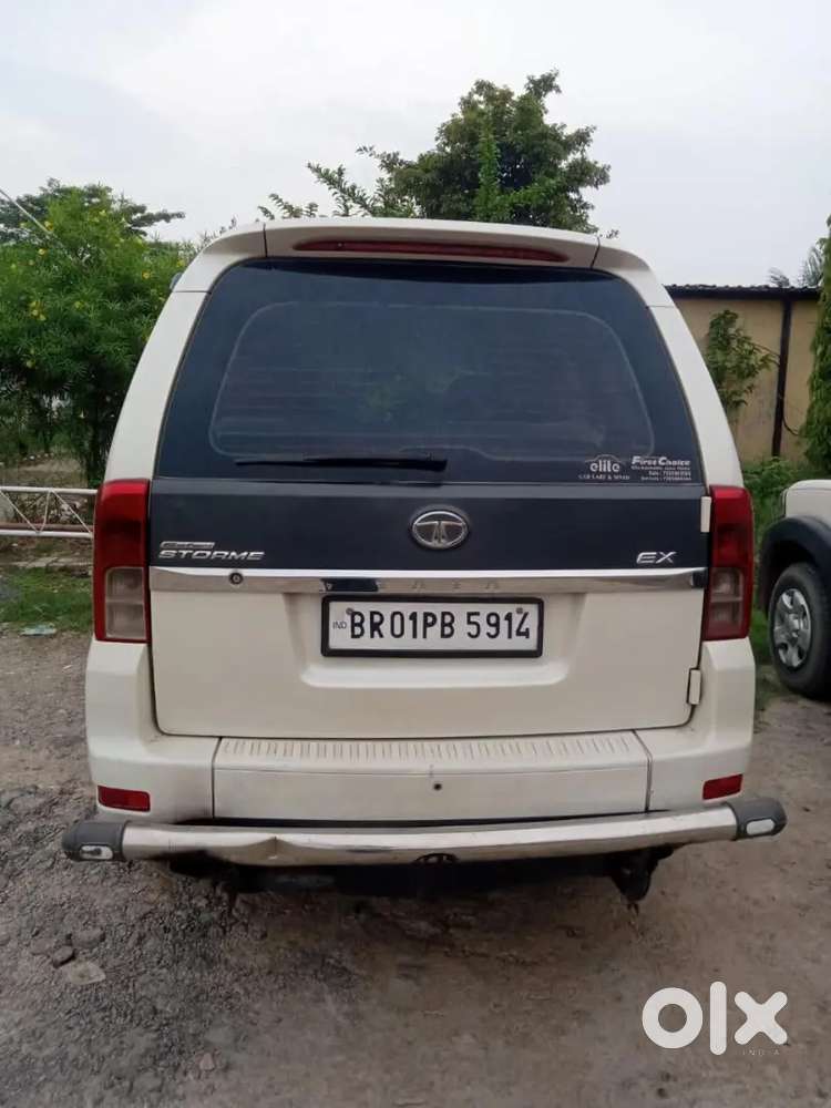Tata Safari Storme 2013 Diesel 80000 Km Driven