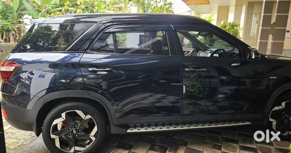 Hyundai Alcazar 2023 Petrol - 5 Year Free Service And All Parts