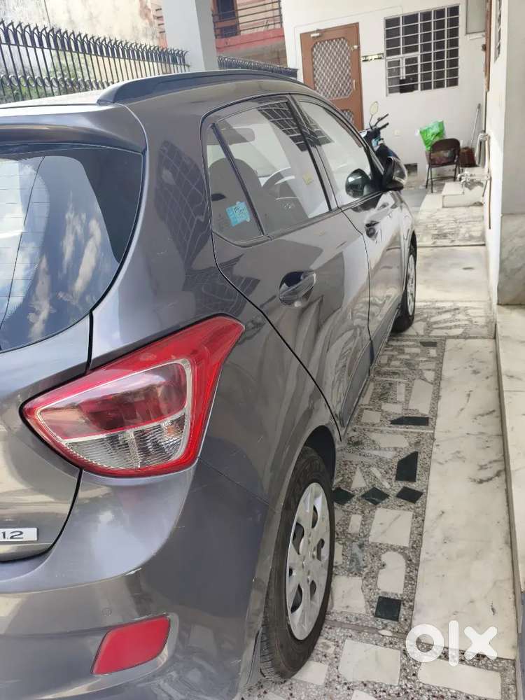 Hyundai Grand I10 Sportz 2015