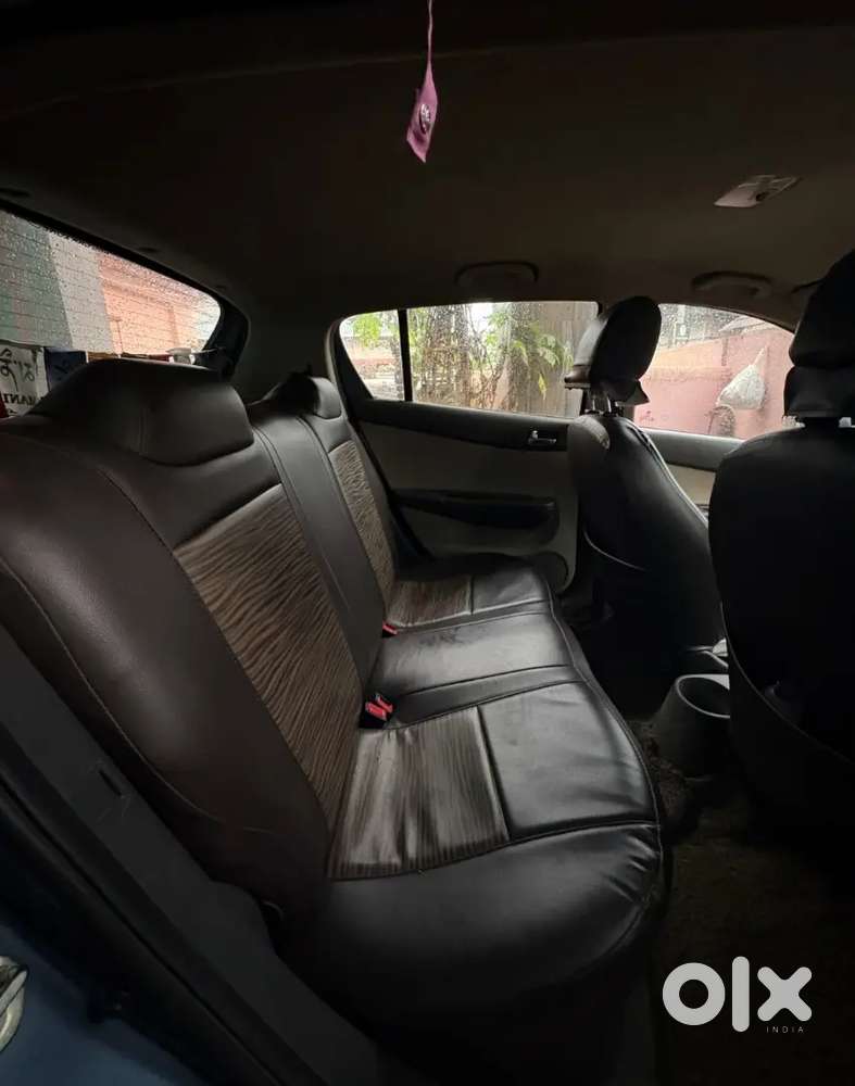 Very Less Driven Car I20 Magna 1.2