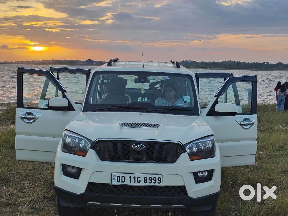 Mahindra Scorpio Diesel 2016