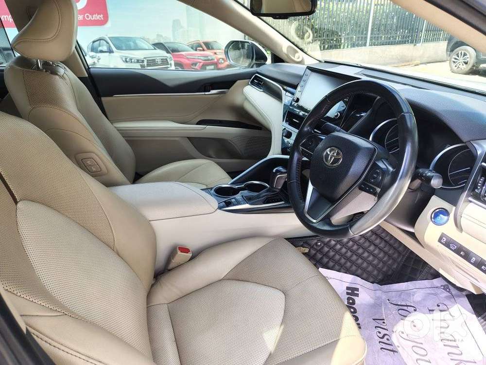 Toyota Camry 2.5l Automatic, 2024, Petrol