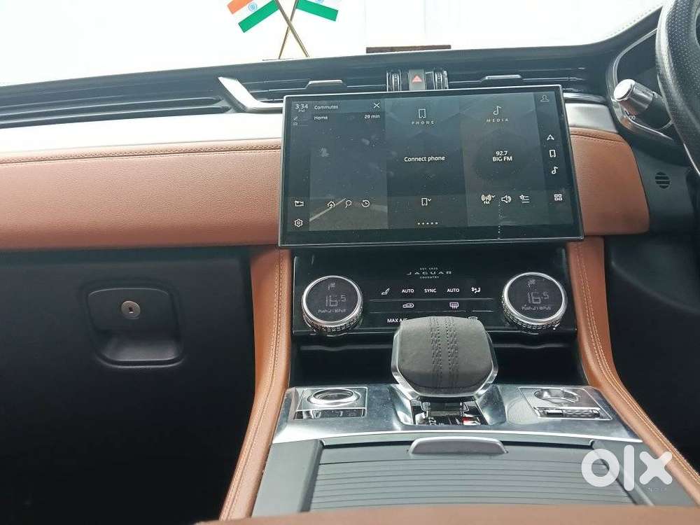 Jaguar F-pace 2.0 R Dynamic S, 2023, Petrol