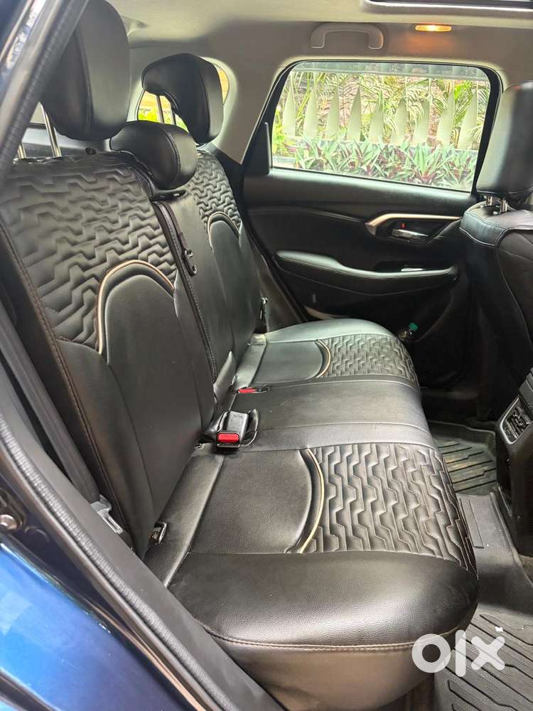 Maruti Suzuki Grand Vitara 1.5 Zeta Plus Dual Tone Intelligent Hybri..