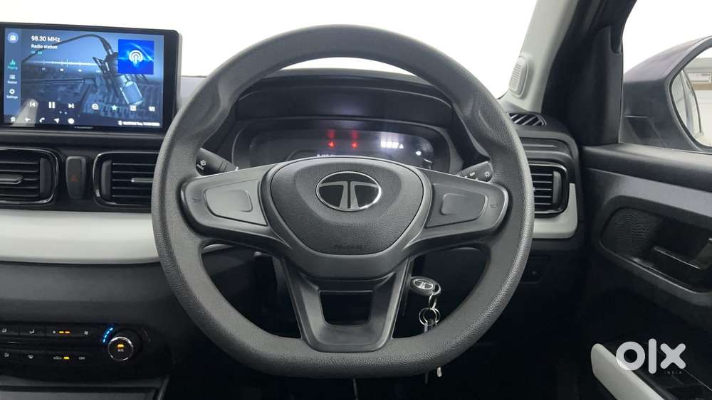 Tata Punch Pure, 2025, Petrol