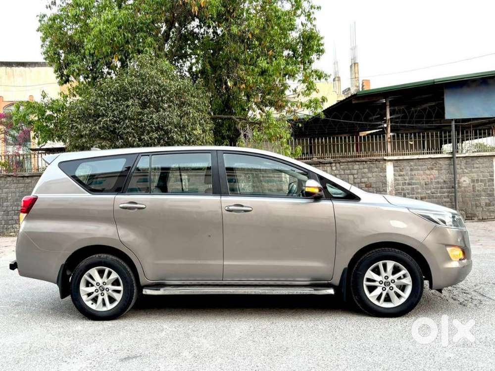 Toyota Innova Crysta 2.7 Zx At, 2017, Petrol