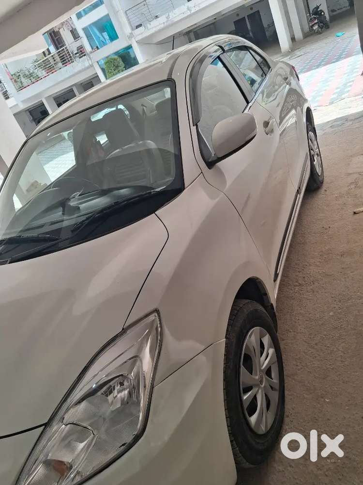 Maruti Suzuki Dzire 2022 Petrol 97800 Km Driven