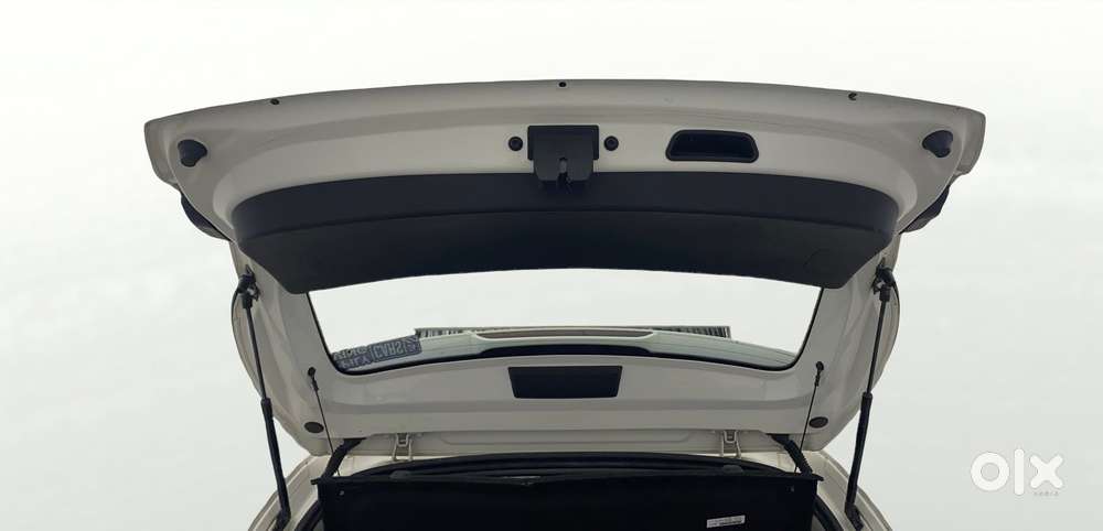 Mg Astor 1.5 Savvy Cvt S Red, 2021, Petrol