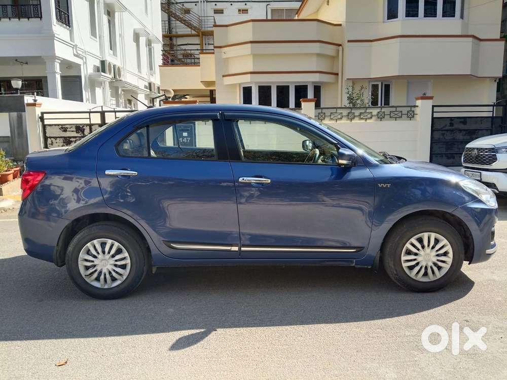 Maruti Suzuki Dzire 2017-2020 1.2 Vxi Amt, 2017, Petrol