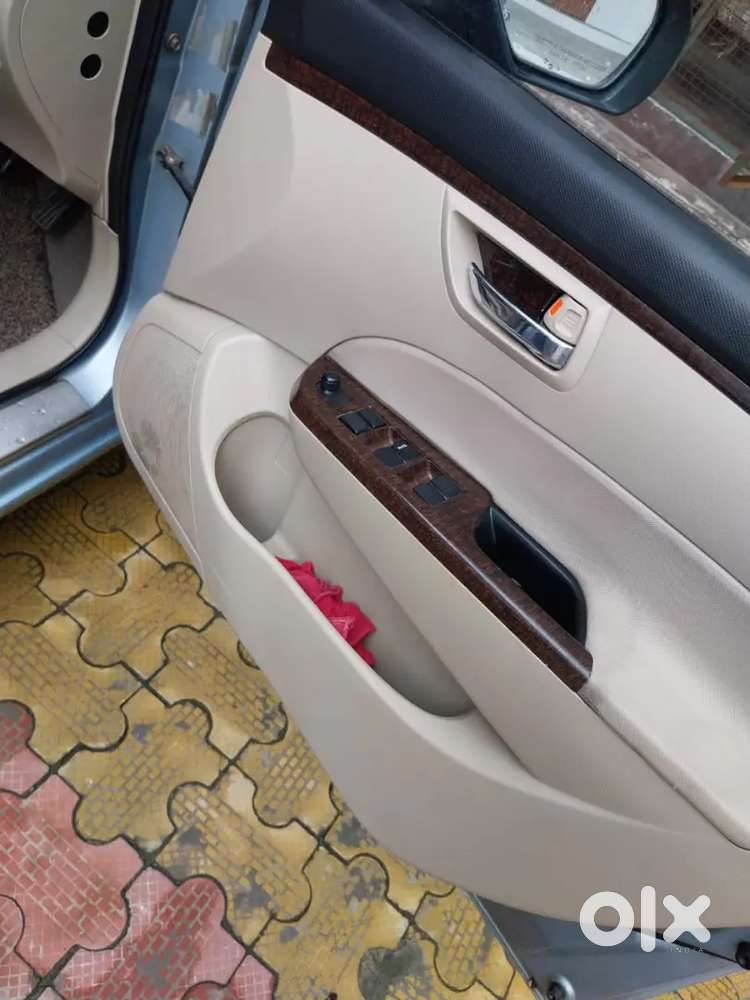 Maruti Dzire 1.2 Vxi 2013