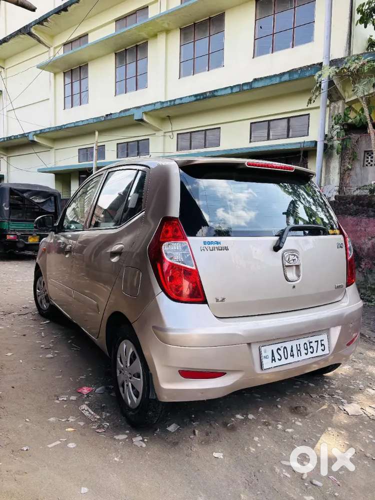 Sales Old Car And Buys A New Car