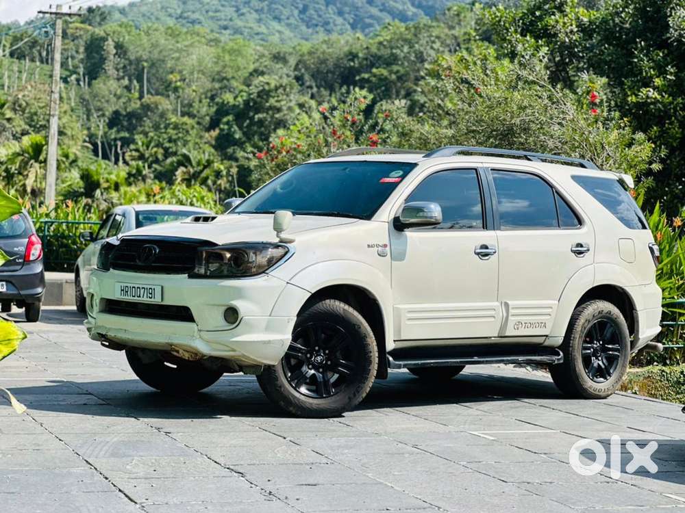 Toyota Fortuner 4x4 2010 Diesel Good Condition