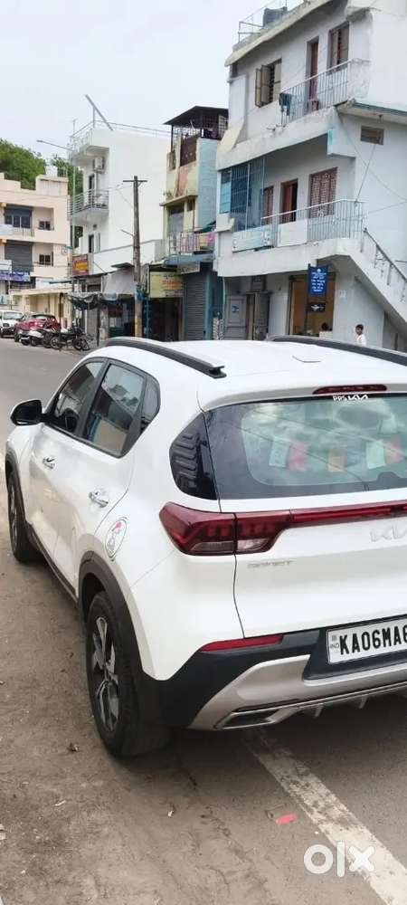 Kia Sonet Htx Automatic Diesel 2022 December 1st Owner