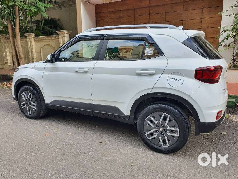Hyundai Venue 1.0 Sx (o) Turbo Imt, 2022, Petrol