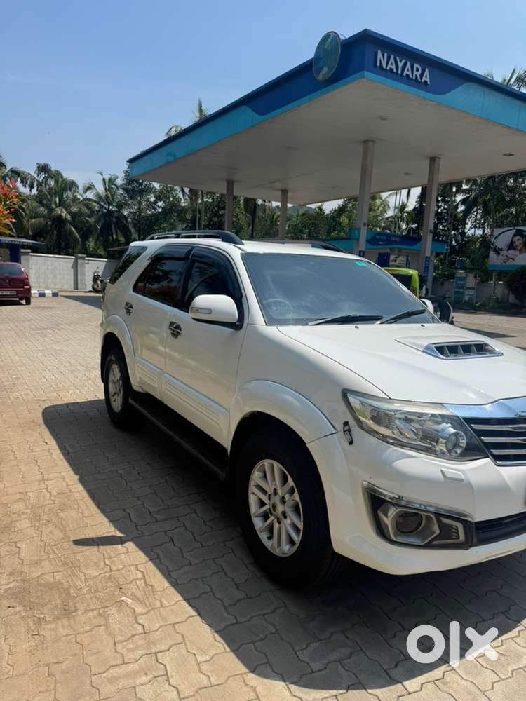 Toyota Fortuner Diesel 2012