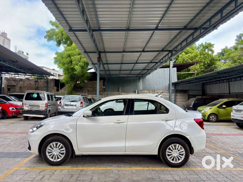 Maruti Suzuki Dzire 1.2 Vxi, 2022, Petrol