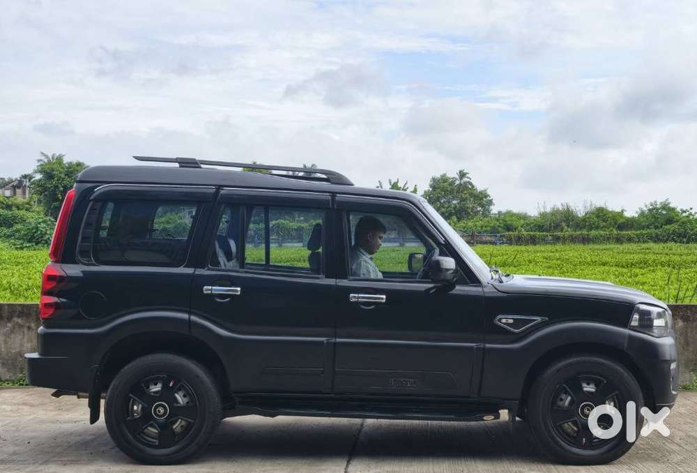 Mahindra Scorpio Classic 2.2 S Mt 9 Str, 2024, Diesel