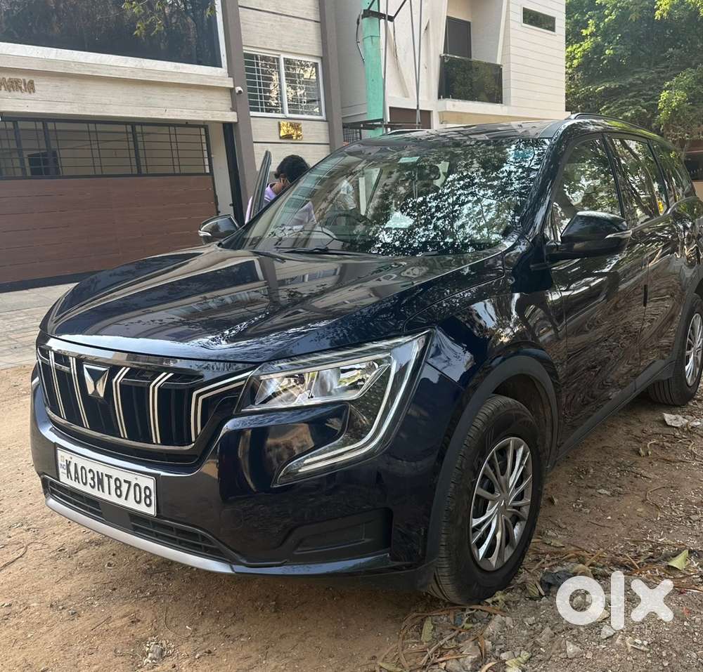 Mahindra Xuv700 Ax5 At 7 St 2024 Year