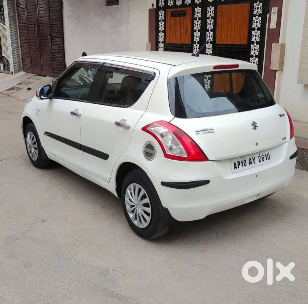 Maruti Suzuki Swift 2012 Petrol 82000 Km Driven