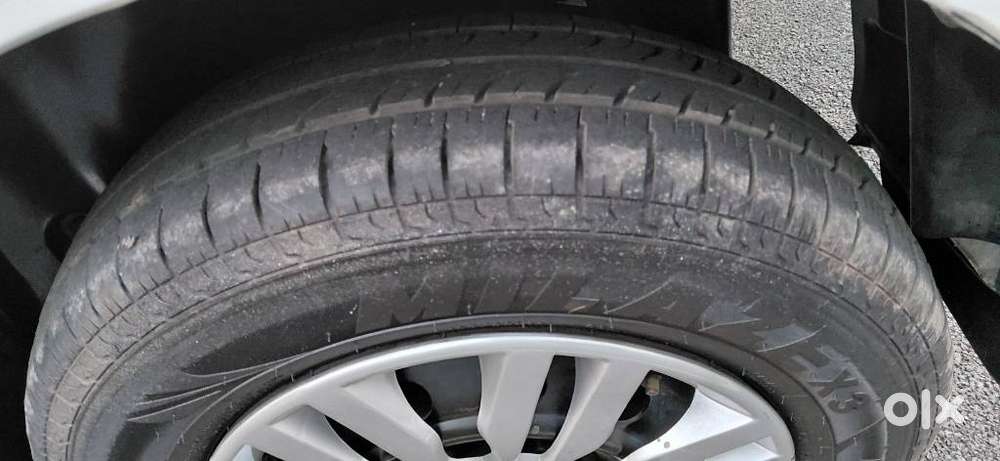 Maruti Suzuki Swift Vxi Optional, 2014, Petrol