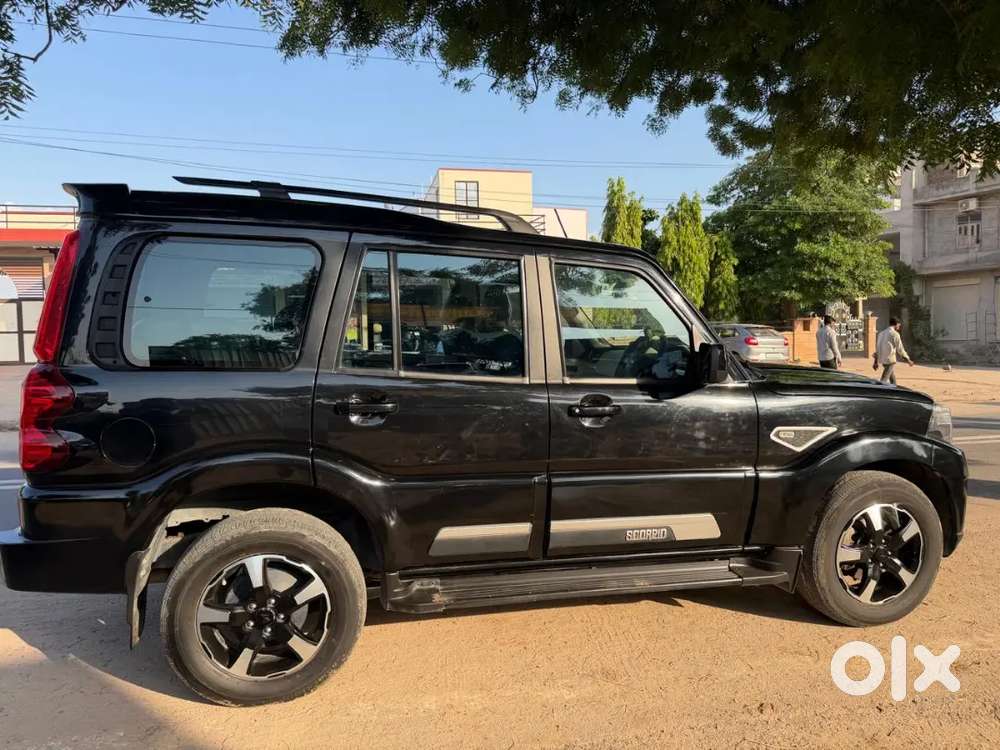 Mahindra Scorpio Classic 2.2 S 2023