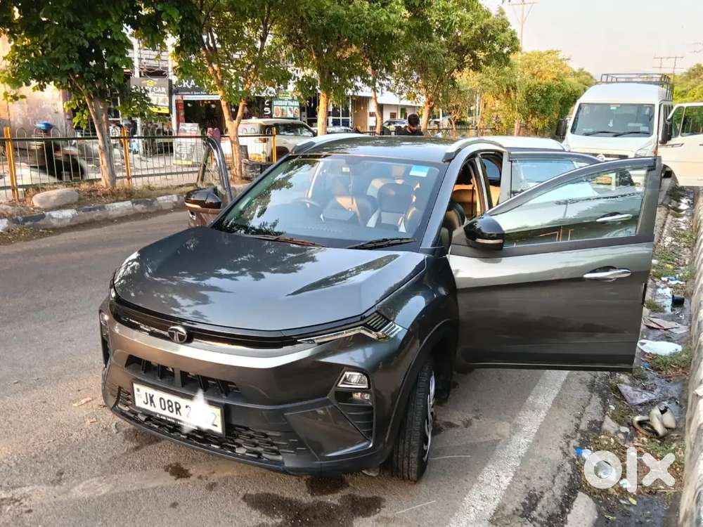Tata Nexon Petrol 2025 First Owner