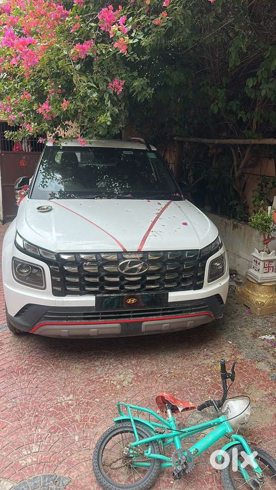 New Hyundai Venue N Line 2025 Petrol 4300 Km Driven