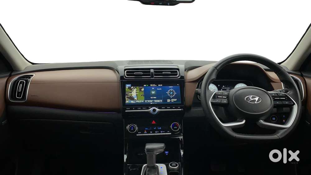 Hyundai Alcazar 2.0 Signature (o) Petrol At 6 Str, 2022, Petrol