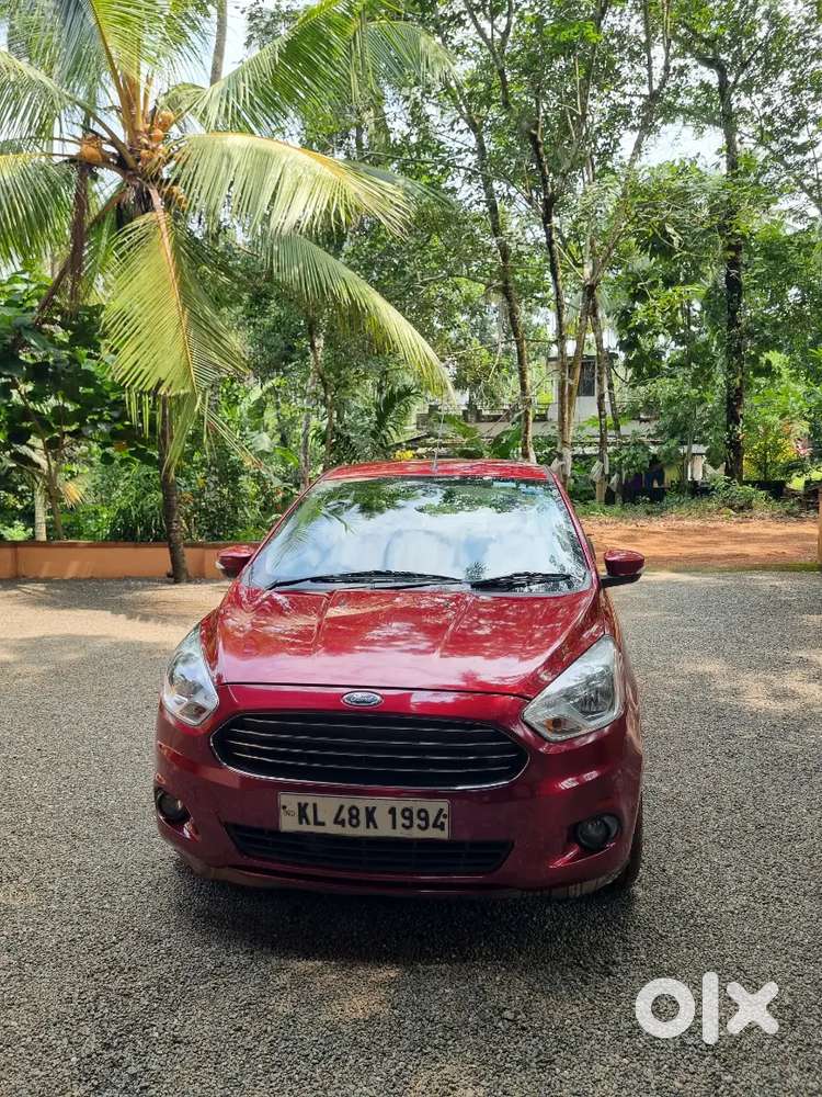 Ford Aspire Titanium Blu 2017