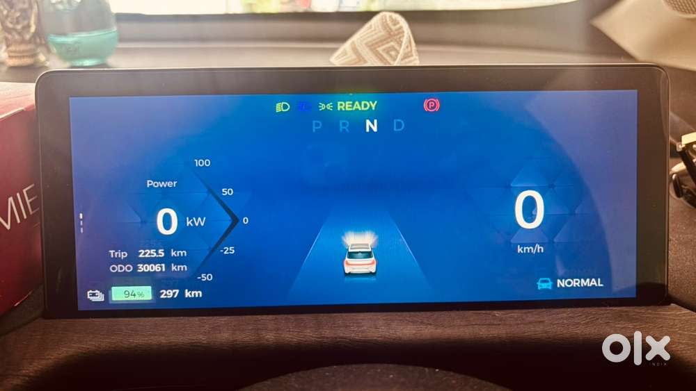 Mg Windsor Ev Essence 2025
