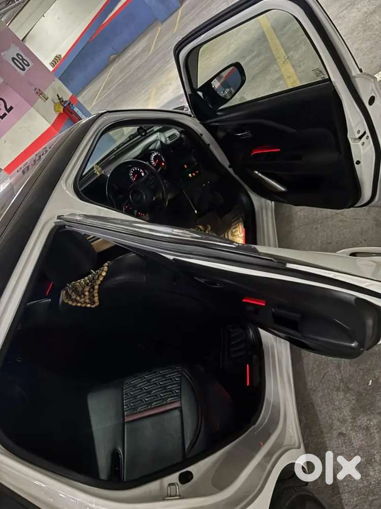 Maruti Suzuki New-gen Swift 2025 Petrol Well Maintained