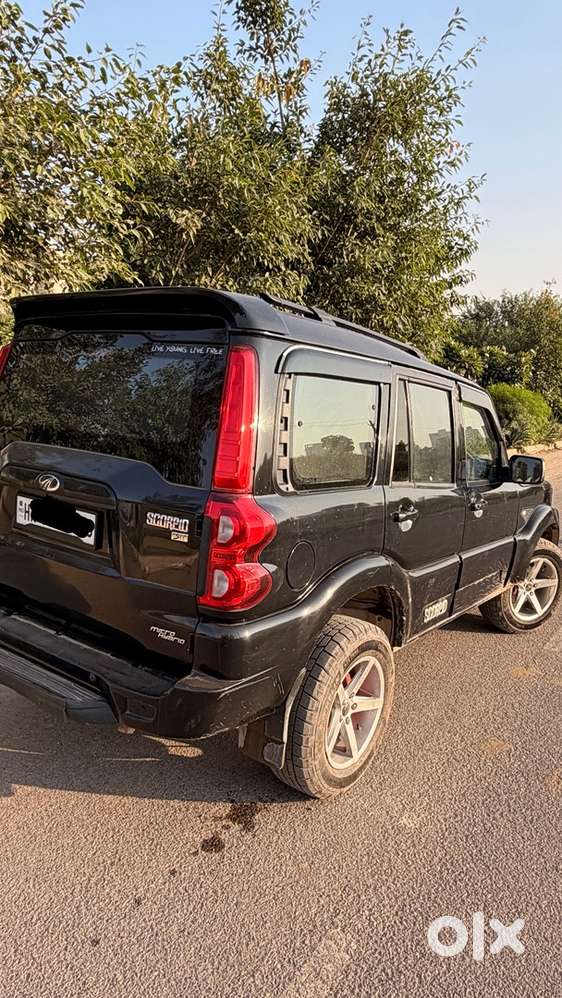 Mahindra Scorpio Classic 2021
