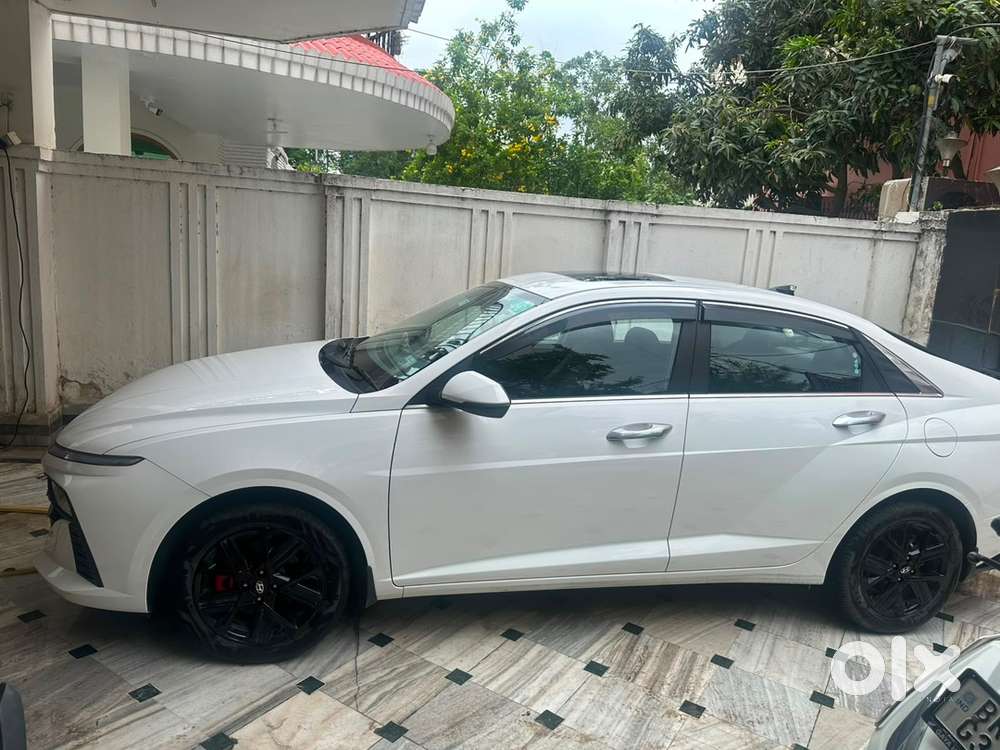 Hyundai Verna Petrol 2025