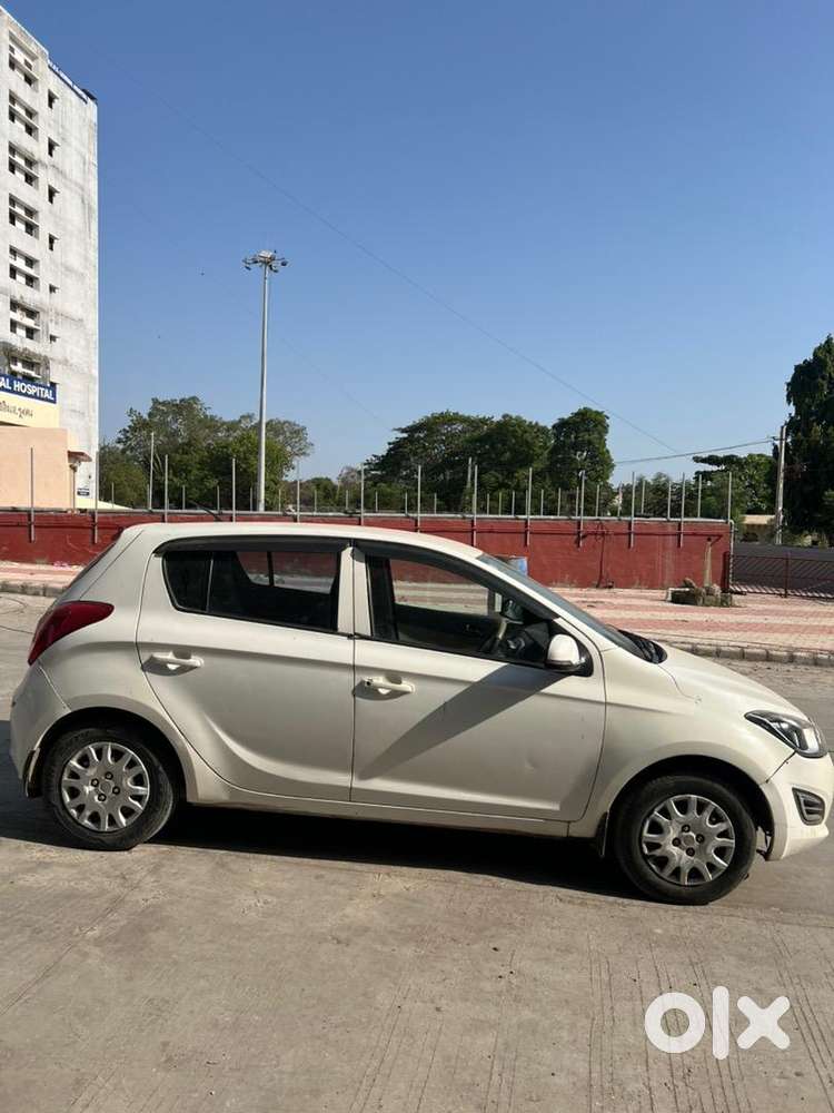 Hyundai I20 2012 Cng & Hybrids Good Condition