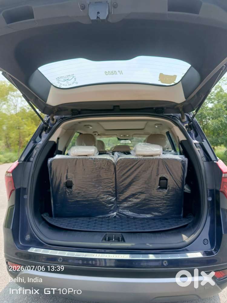Mahindra Xuv700 2.2 Ax 7 Diesel At Luxury Pack Str, 2024, Diesel