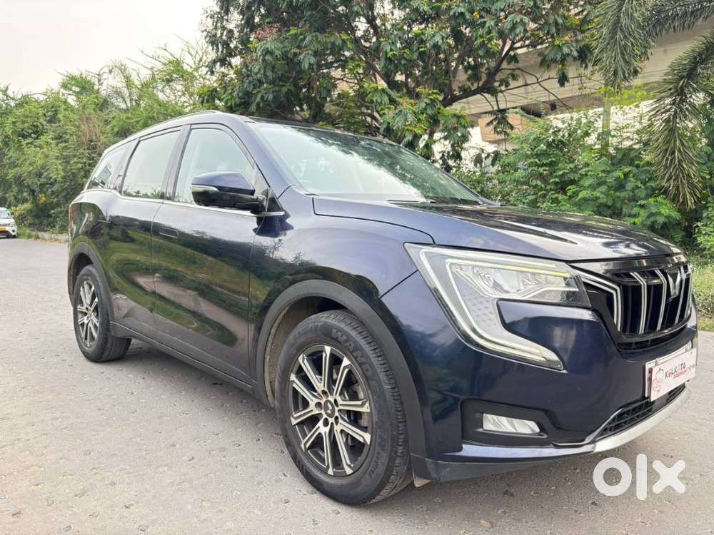 Mahindra Xuv700 2.0 Ax 7 Petrol At Str, 2022, Petrol