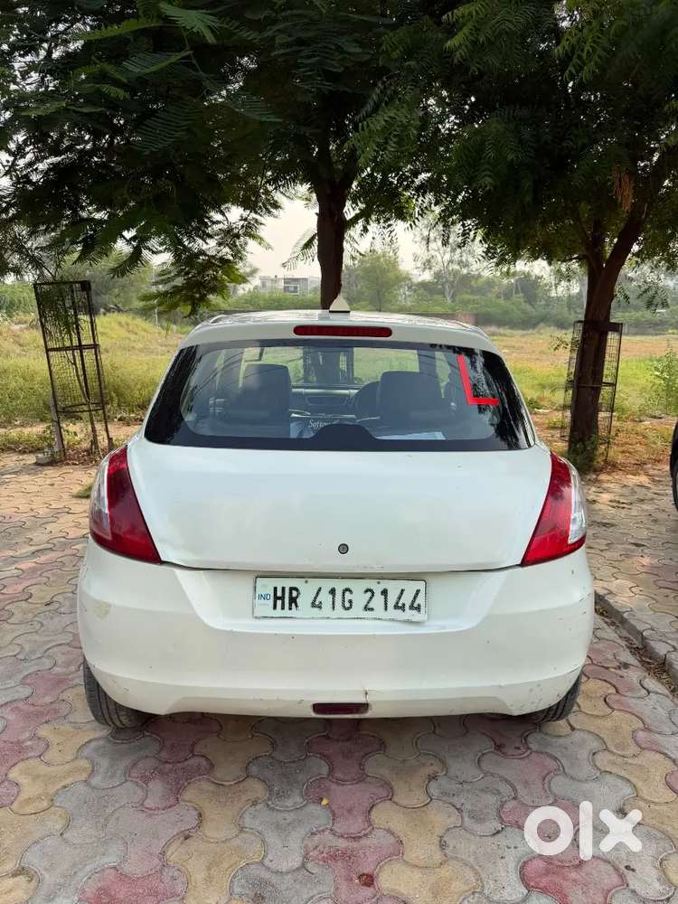 Maruti Swift 1st Owner Vxi 2015 Petrol New Tyres With Alloy Wheel