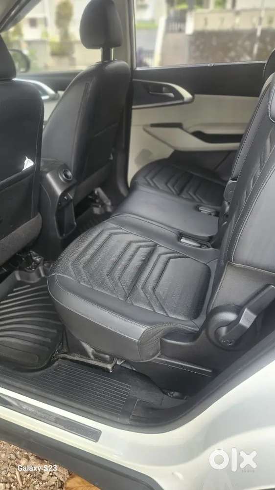 Kia Carens G1.5 2025